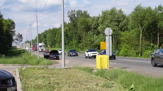 Поездка в Крым. День 1-й — Дорога из Ярославля в Москву по пробкам. смотреть онлайн