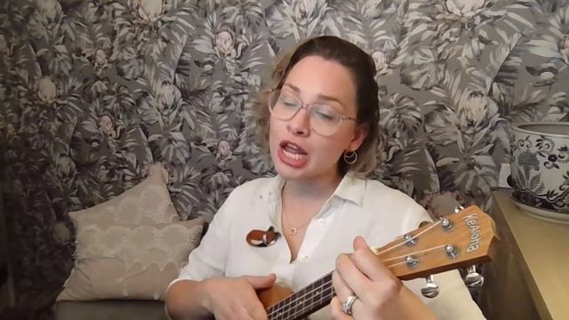Get Down! Six The Musical Cover ukulele смотреть онлайн