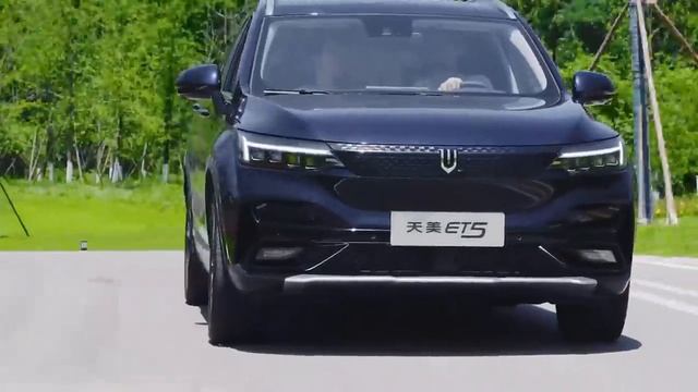 Skywell ET5 | Carbone Motors смотреть онлайн