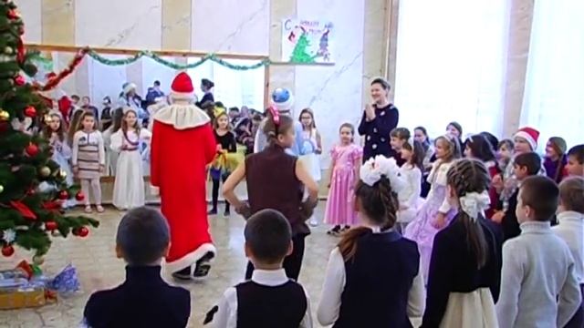 Утренник в 21 школе г. Донецк 27.12.2016г смотреть онлайн