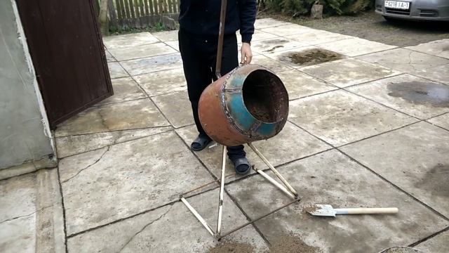 Бетономешалка своими руками с ручным приводом. concrete mixer with manual drive смотреть онлайн