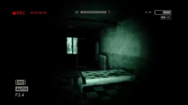 Прохождение Outlast (#10 - Ищем камеру) смотреть онлайн