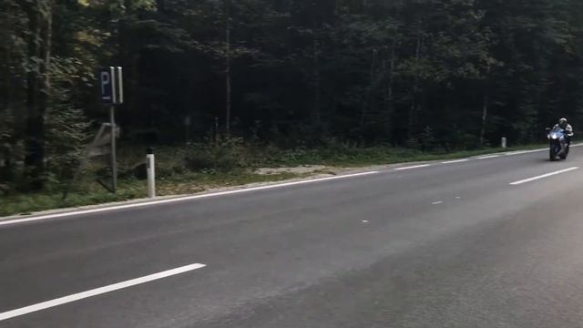 Suzuki Gsxr 750 K9 and K5 Yoshimura gp force смотреть онлайн