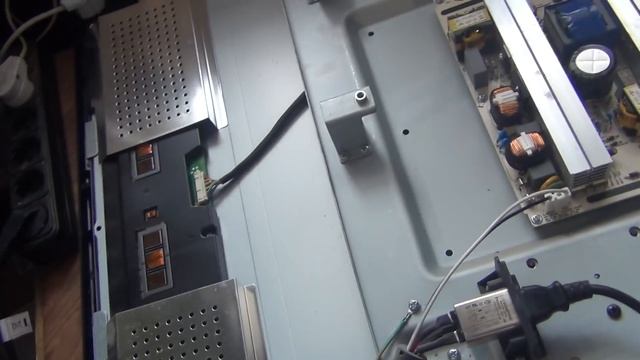 Очень быстрый ремонт телевизора Rolsen и даже рассказать не чего. смотреть онлайн