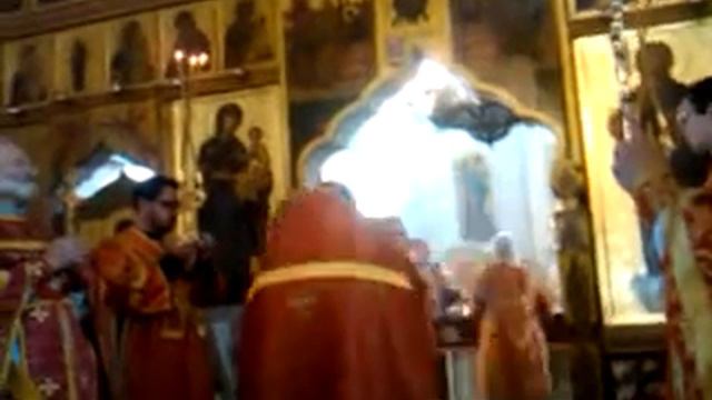 04.05.2016 - Великий вход в среду Среду Светлой седмицы . смотреть онлайн