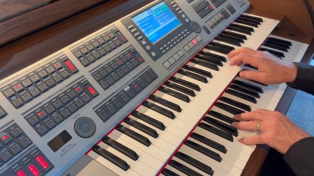 Jingle bell rock - easy play on Ringway A2000 Maestro смотреть онлайн