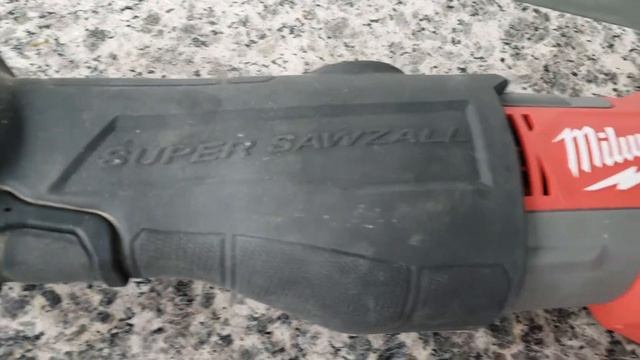 Review on Milwaukee Sawzall vs Milwaukee Super Sawzall смотреть онлайн