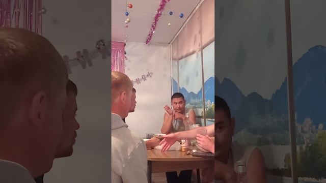 самый смешной разговор про русские имена.