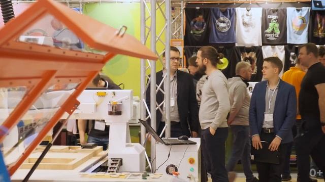 Презентация прототипа iPhone 14 на выставке «Реклама-2021» и другие инновации смотреть онлайн