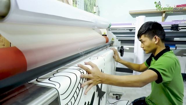 ✅ Thi công Decal Dán Tường Oracal 631 | Hoa Văn Decal смотреть онлайн