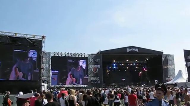 MAXIDROM 2011. Zemfira.PMML смотреть онлайн