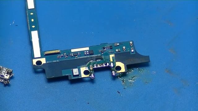 Samsung g532 не заряжается смотреть онлайн
