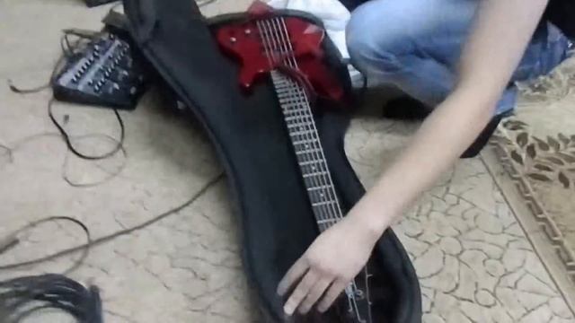 Обзор на чехол для бас-гитары LUTNER ЛЧГБ4 - посылка от музыкального магазина Strunki.ru смотреть онлайн