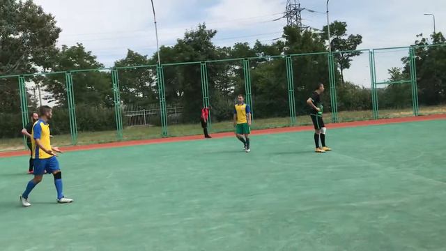 Виктория - Институт наук о земле (1 тайм) смотреть онлайн