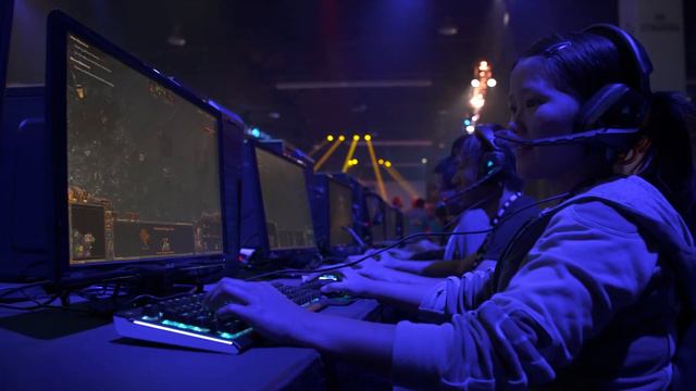 StarCraft II: Free to Play Overview смотреть онлайн