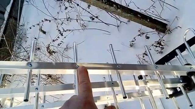 Антенна  ДМВ и возможно Lte800.