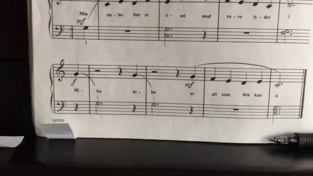 Lær spille på piano -Eselet смотреть онлайн