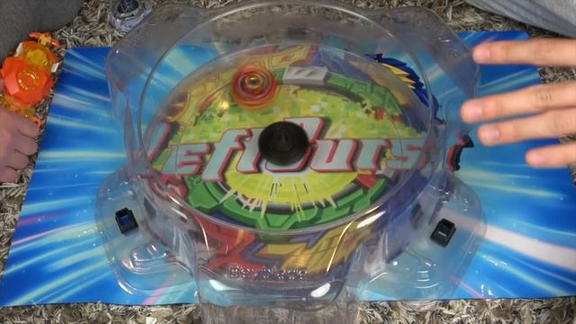 turning my subscriber's design INTO A REAL BEYBLADE!! смотреть онлайн