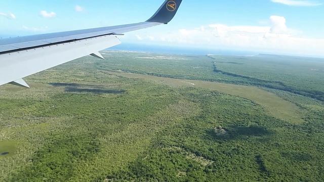 Condor 767-330 landing at Punta Cana (PUJ) international airport смотреть онлайн