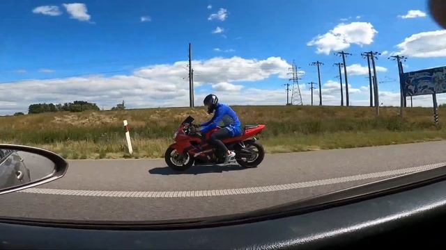 Honda cbr600f4i киев,вилли,езда на заднем смотреть онлайн