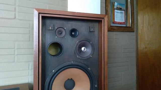 Caixas Acusticas Akai SW-155 1973