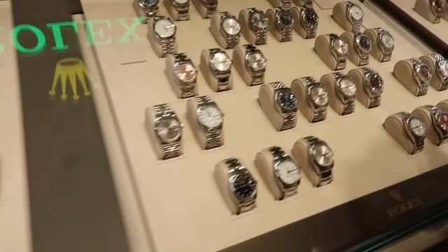 ПОДАРИЛ ЛЮБИМОЙ РОЛЕКСЫ ЗА X...ВУ ТУЧУ БАБЛА ? // КАК УКРЕПЛЯТЬ ОТНОШЕНИЯ :) смотреть онлайн