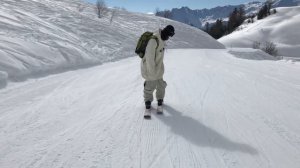 Как кататься на лыжах в свиче (задней стойке)