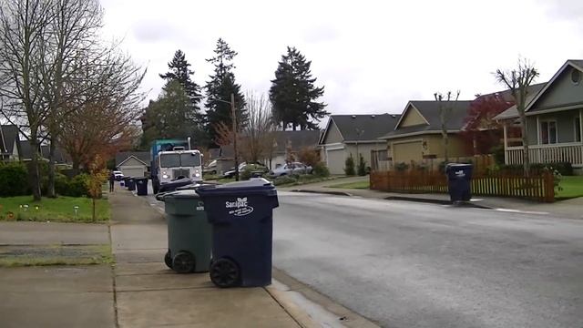 2 Sanipac Heil Formula 7000's - Recycling & Garbage Collection - #177 & #166 смотреть онлайн