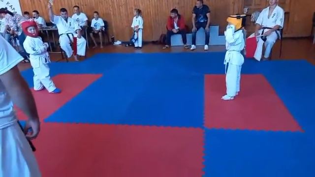 Бурыч Ева(ака)г.Кропивницкий vs Понура Елизавета (сиро)г.Кропивницкий смотреть онлайн