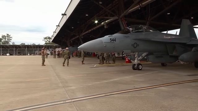 U.S. Navy EA-18G Growlers • Electronic Warfare Fighter Jets смотреть онлайн