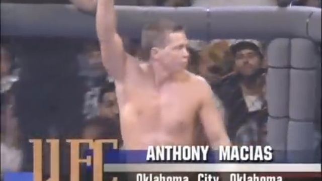 Борьба против тайского бокса.mp4 смотреть онлайн