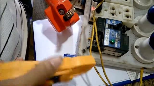 Hướng dẫn sử dụng đồng hồ ampe kẹp MT87 смотреть онлайн