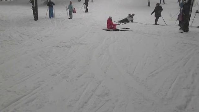 Дочка завалила лыжника смотреть онлайн