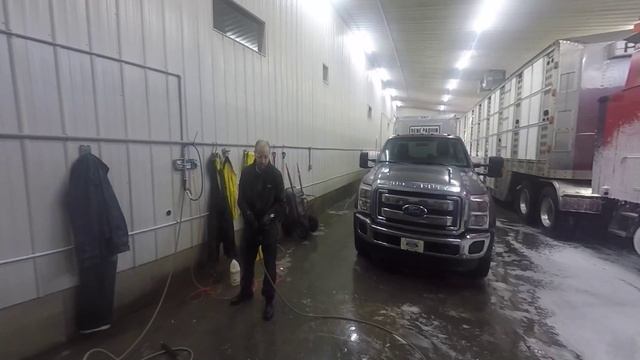 airless Foamer application West Penetone truck wash смотреть онлайн