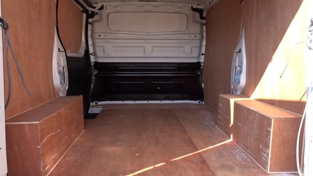 Renault Trafic 1.6 DCi 27 Business Manual - FJ Chalke, Wincanton