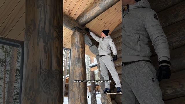 СКРЫТЫЙ КОМПЕНСАТОР УСАДКИ СРУБА #домизсруба #сруб #рубленыйдом #домизкедра #деревянныйдом смотреть онлайн
