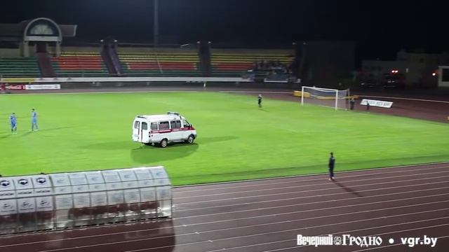 Скорая помощь на поле и возвращение Сосновского смотреть онлайн