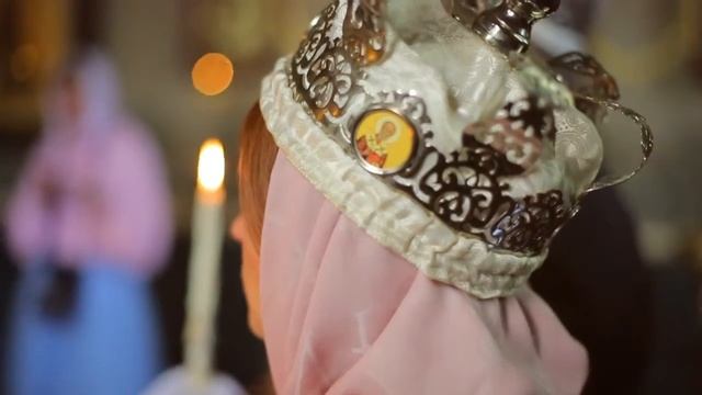 Венчание в центре Москвы. Трогательный семейный праздник смотреть онлайн