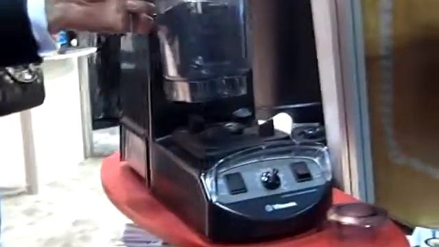 Vitamix XL смотреть онлайн