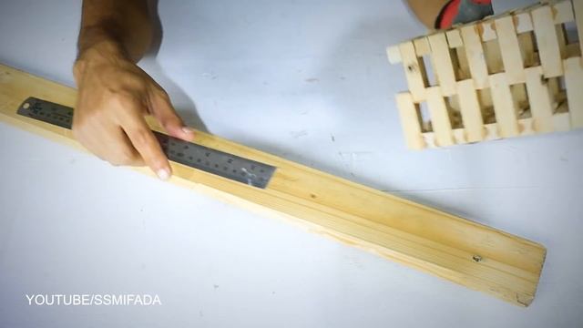 Bisnis Besar Hanya Dikerjakan Di Rumah (Lampu Hias Dari Kayu Bekas Palet)