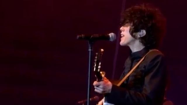 Певица LP (Лаура Перголицци) - трудности в Нью-Йорке сделали меня стойким человеком