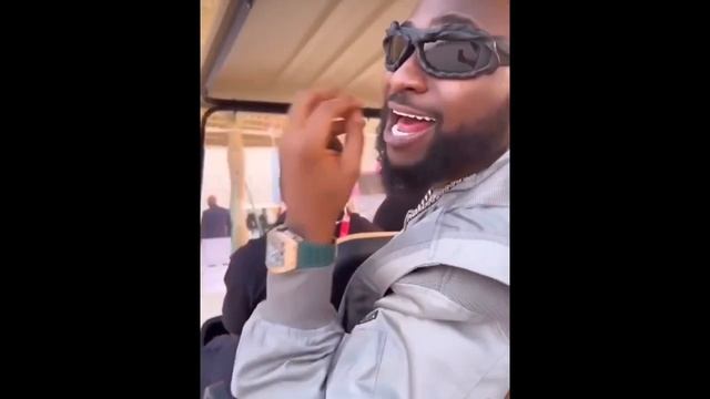 Wizkid React to DAVIDO - TIMELESS ALBUM snippet as Davido announce new date and features ? смотреть онлайн