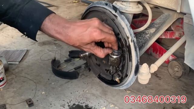 Suzuki Bolan engine oil change and front wheel service смотреть онлайн