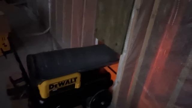 3 Story Pool Freeze in Winter Temperatures | House Build #9 смотреть онлайн