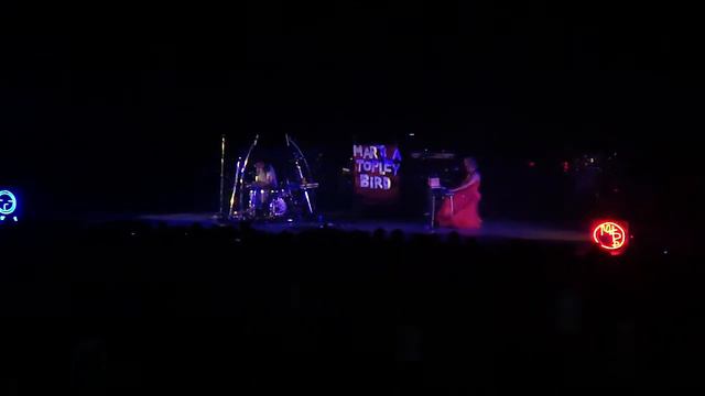 Martina Topley Bird - Snowman (live in Moscow 14.10.2009) смотреть онлайн