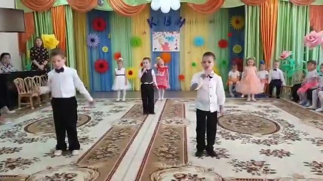 Танец мама я влюбился старшая группа смотреть онлайн