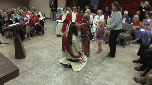 The Ordination of Nancy Corran to Roman Catholic Priesthood смотреть онлайн