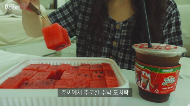 vlog•sub 8평 자취브이로그🍉음식 만들어 먹고 ⛺️캠핑용품 사고 팔기 смотреть онлайн