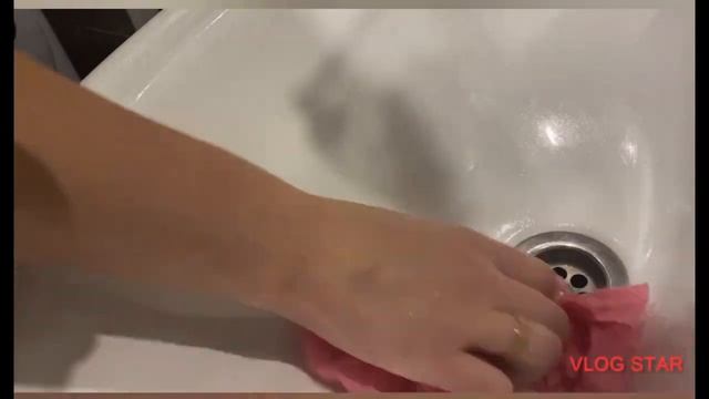 ВЛОГ 13/МОЙ УХОД ЗА ЛИЦОМ/МОТИВАЦИЯ НА УБОРКУ смотреть онлайн