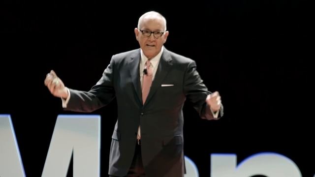 The Power of Nonverbal Communication | Joe Navarro | TEDxManchester смотреть онлайн